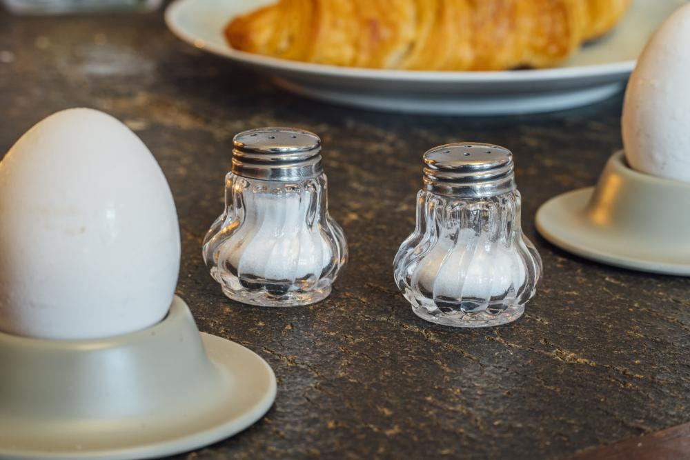 Fűszertartó készlet mini 2 sószóró és 2 borsszóró, 3.5x4 cm | APS 40503