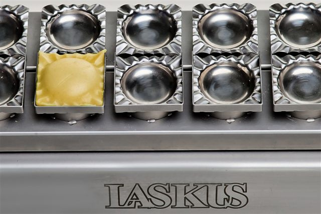 Ravioli prés, kézi 10 pozíciós | LASKUS 099 E 4