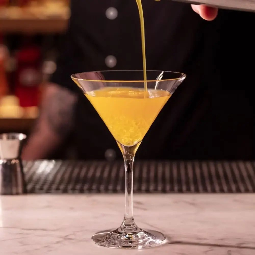 Martinis poharak, Avant-Garde, 240 ml - 6 darabos készlet | KROSNO F5782350150B3N90