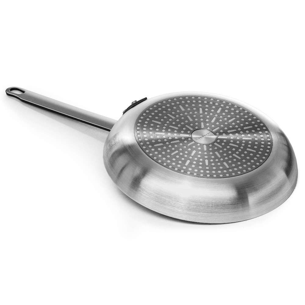 Alumínium serpenyő PLATINUM PLUS tapadásmentes bevonattal 28 cm | FORGAST FG02324