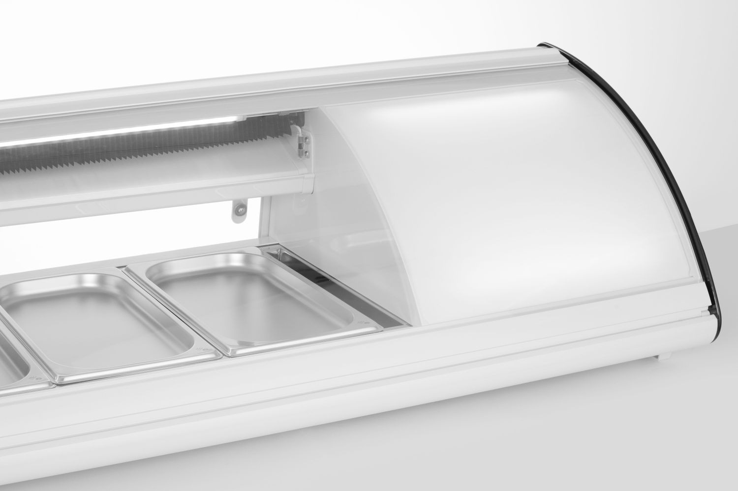 Sushi hűtővitrin, 63 l, LED, 3-7°C, 130,7x45x33 cm | HENDI 233757