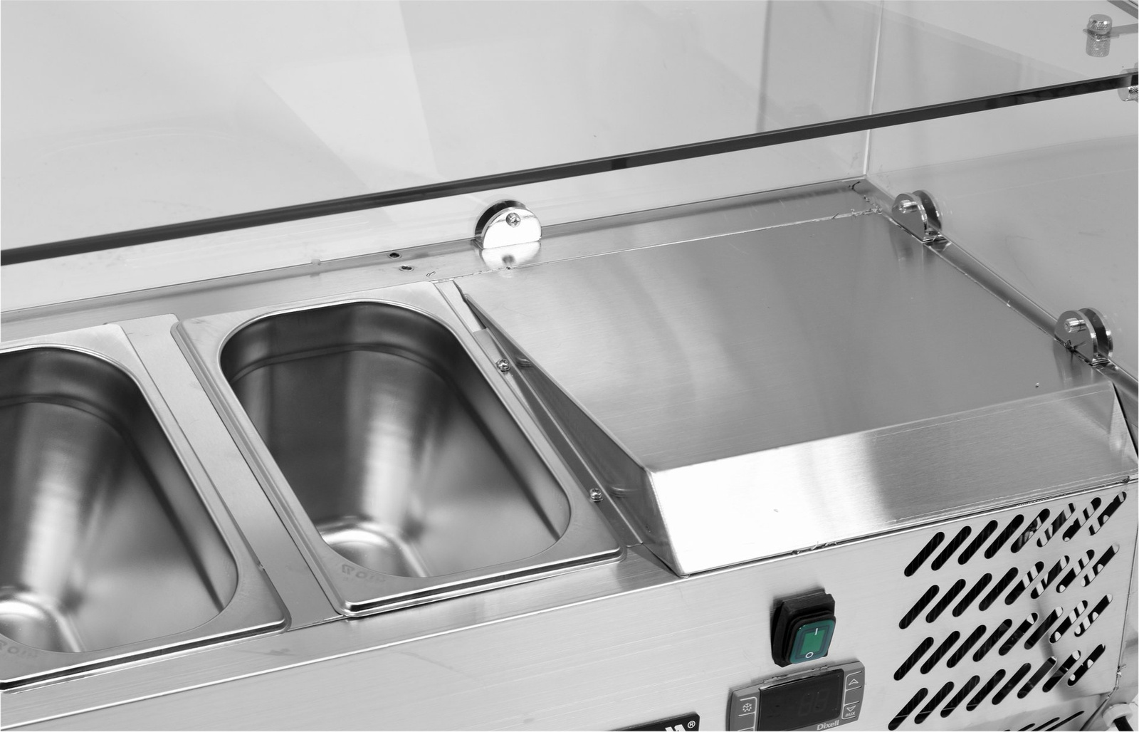 Hűtött felépítmény 8x1/4 GN | YATO YG-05323