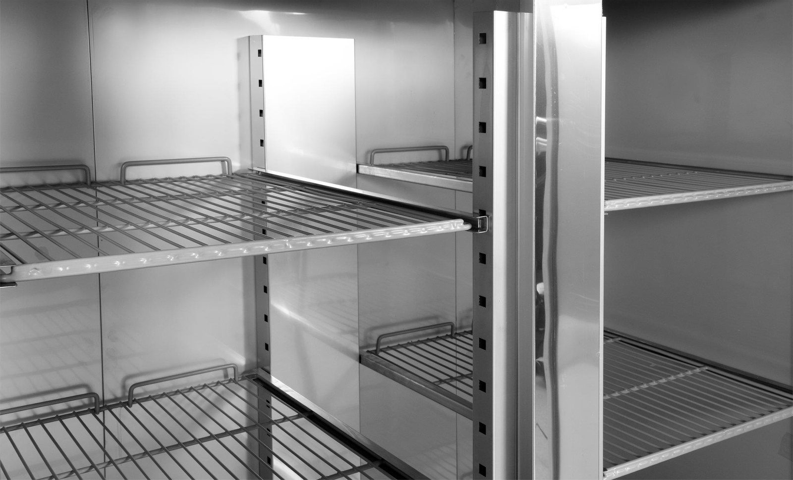 Fagyasztószekrény rozsdamentes acélból, 2 ajtós, 1200 l | YATO YG-05221