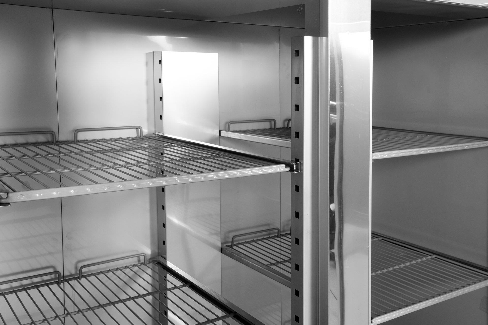 Rozsdamentes hűtőszekrény 2 ajtós 1300 l | YATO YG-05210