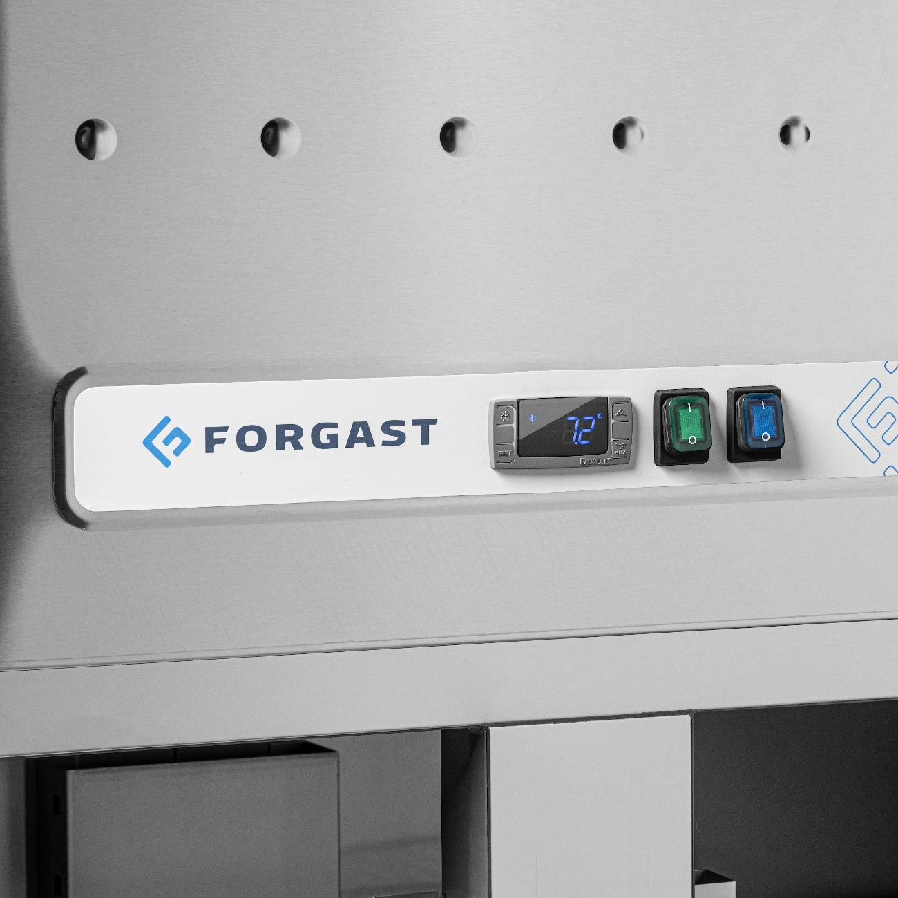 Rozsdamentes hűtőszekrény GN 2/1 üvegajtós 1476 l FORGAST FG07116