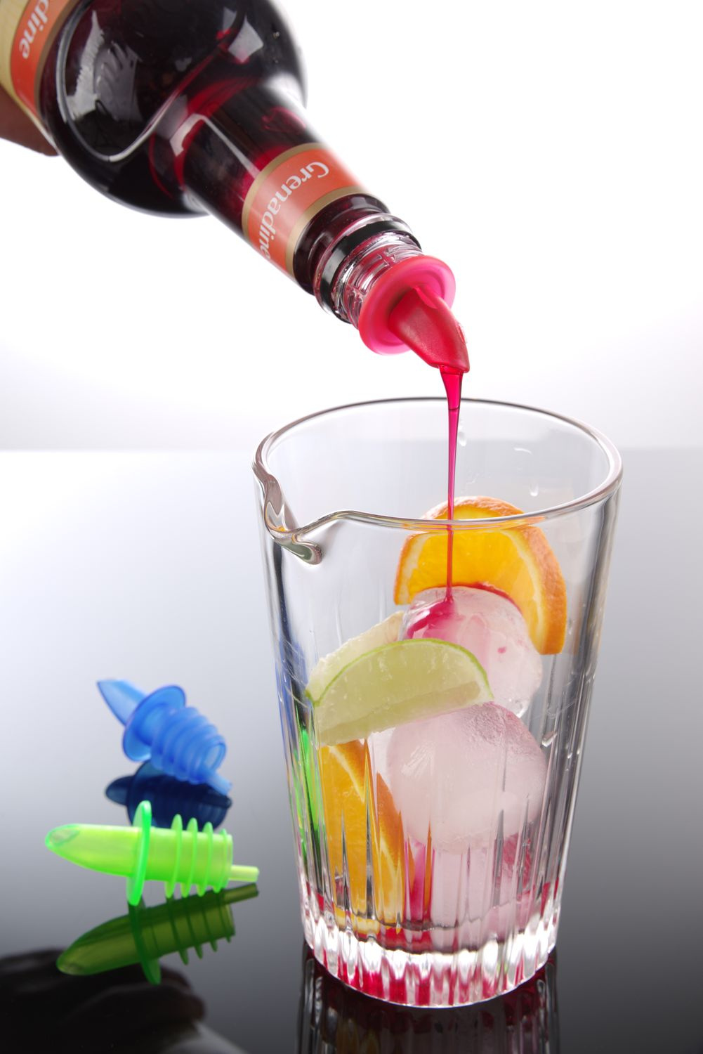6 db-os színes italadagoló kiöntő készlet alkoholhoz | HENDI 599457