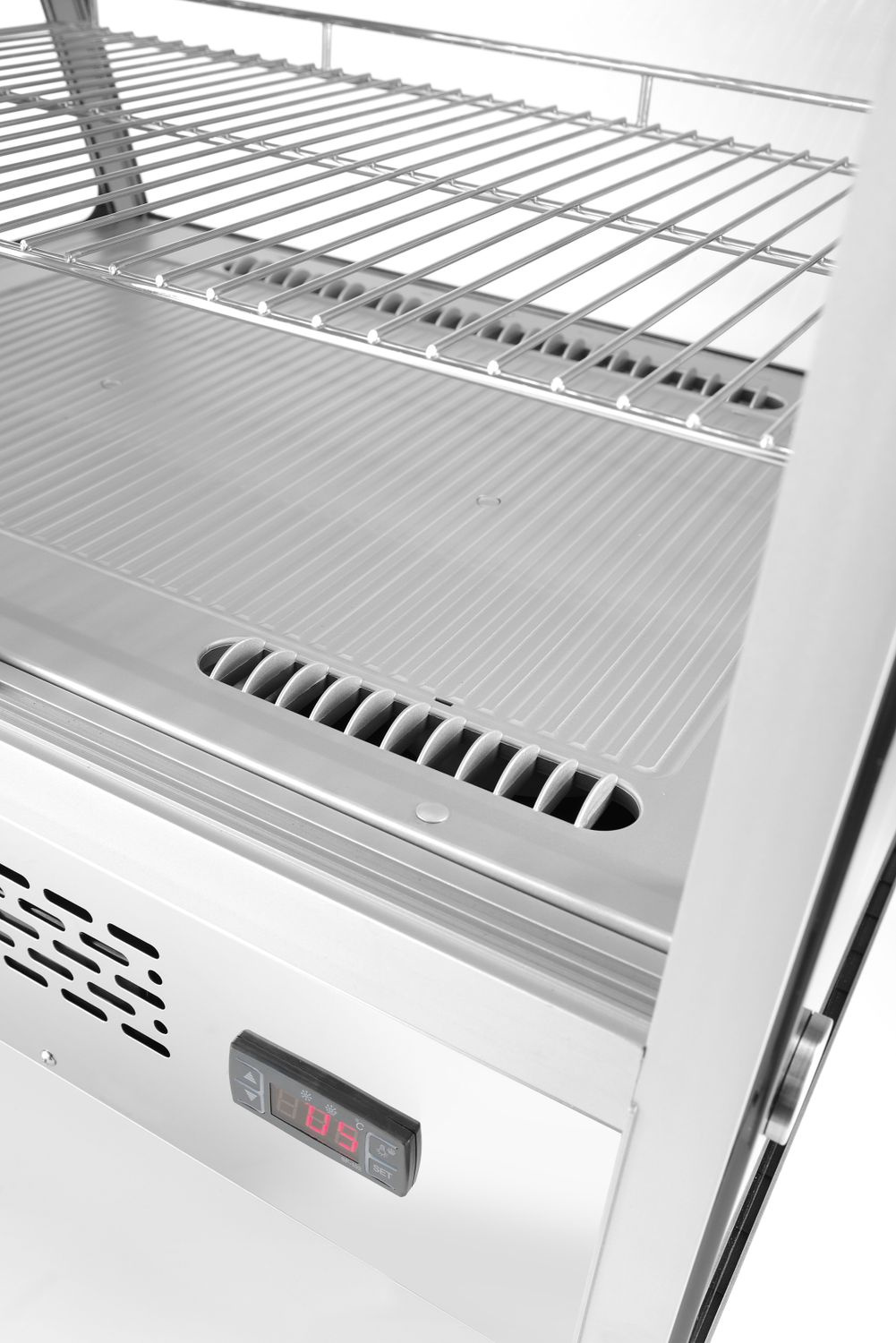 Hűtött bemutatóvitrin 120 l, LED, automatikus leolvasztás | HENDI 233702