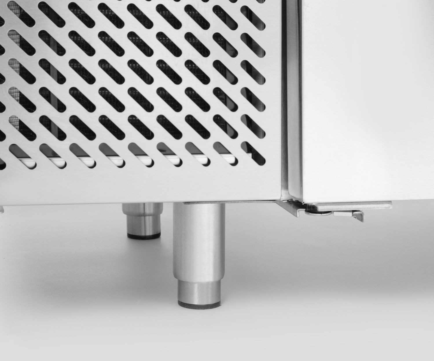 Hűtőasztal Kitchen Line 2 ajtós, 220 l, 120x60x85 cm, Embraco aggregát, 0.3 kW | ARKTIC 233344