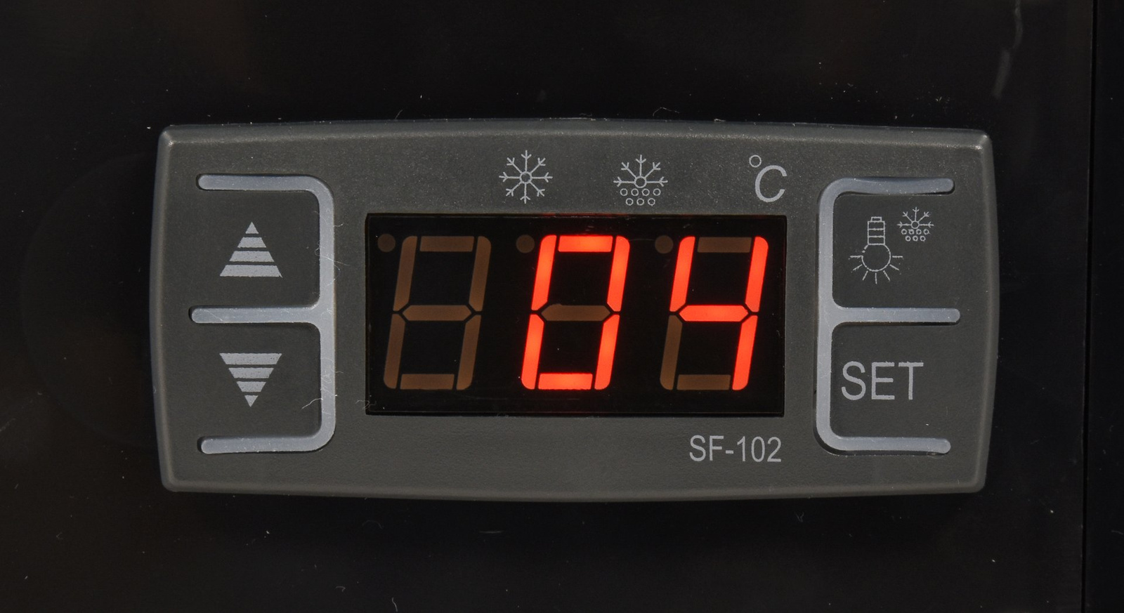 Hűtött bemutató vitrin 100 l | YATO YG-05020